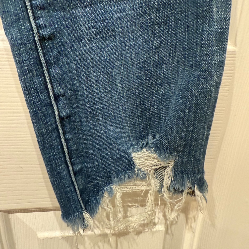 Frame Denim “Le High Straight” Distressed Cropped Jeans w/ Frayed Hems - Picture 4 of 9